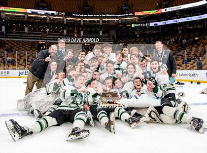 Thumbnail 1 in Winchester vs. Duxbury (MIAA Division 1 State Final) photogallery.