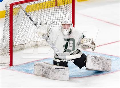 Thumbnail 3 in Winchester vs. Duxbury (MIAA Division 1 State Final) photogallery.