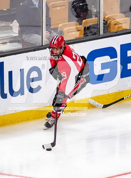 Thumbnail 1 in Winchester vs. Duxbury (MIAA Division 1 State Final) photogallery.