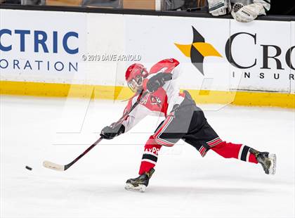 Thumbnail 3 in Winchester vs. Duxbury (MIAA Division 1 State Final) photogallery.