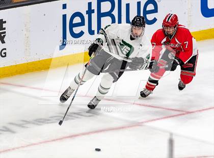 Thumbnail 3 in Winchester vs. Duxbury (MIAA Division 1 State Final) photogallery.