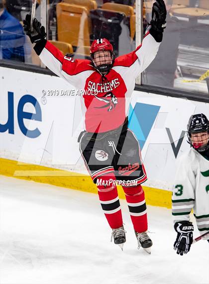Thumbnail 1 in Winchester vs. Duxbury (MIAA Division 1 State Final) photogallery.