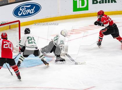 Thumbnail 3 in Winchester vs. Duxbury (MIAA Division 1 State Final) photogallery.