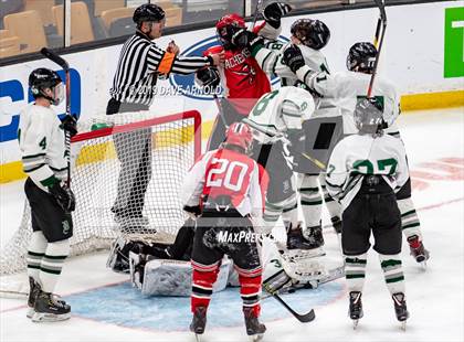 Thumbnail 3 in Winchester vs. Duxbury (MIAA Division 1 State Final) photogallery.