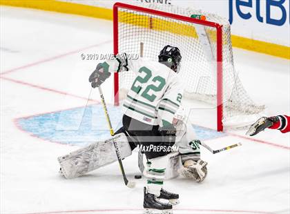 Thumbnail 1 in Winchester vs. Duxbury (MIAA Division 1 State Final) photogallery.