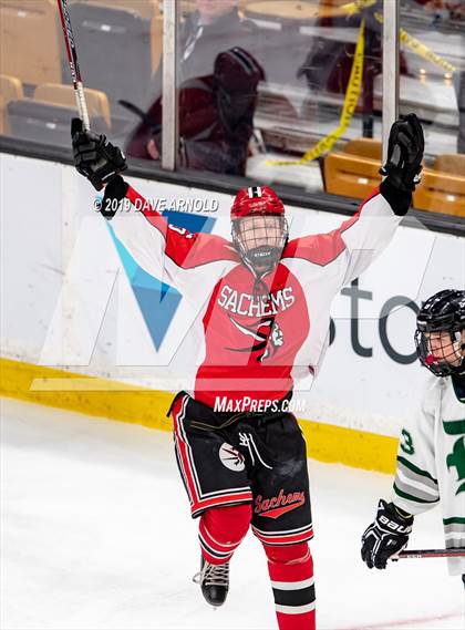 Thumbnail 1 in Winchester vs. Duxbury (MIAA Division 1 State Final) photogallery.