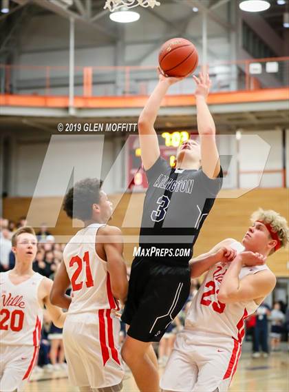 Thumbnail 1 in Arlington vs. Marysville-Pilchuck (WIAA 3A District Playoff) photogallery.