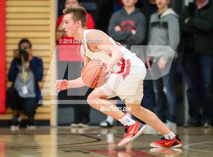 Thumbnail 3 in Arlington vs. Marysville-Pilchuck (WIAA 3A District Playoff) photogallery.