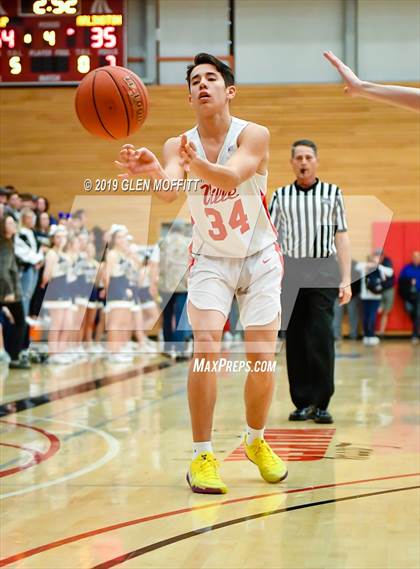 Thumbnail 3 in Arlington vs. Marysville-Pilchuck (WIAA 3A District Playoff) photogallery.