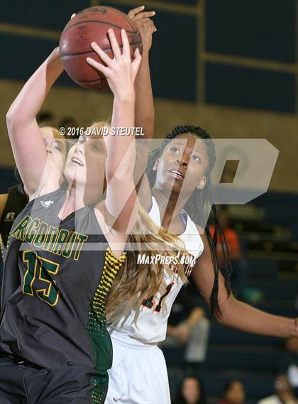 Thumbnail 1 in Argonaut vs. Foothill (Rob Jones Classic) photogallery.
