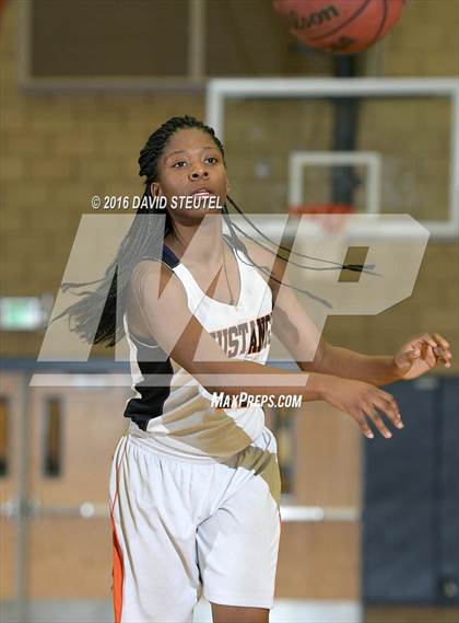 Thumbnail 2 in Argonaut vs. Foothill (Rob Jones Classic) photogallery.