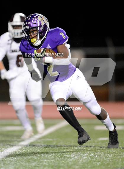 Thumbnail 2 in Chalmette @ Hahnville (LHSAA 5A 1st Round Playoff) photogallery.