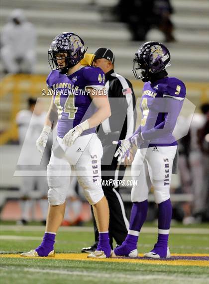 Thumbnail 2 in Chalmette @ Hahnville (LHSAA 5A 1st Round Playoff) photogallery.