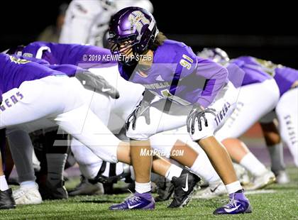 Thumbnail 3 in Chalmette @ Hahnville (LHSAA 5A 1st Round Playoff) photogallery.