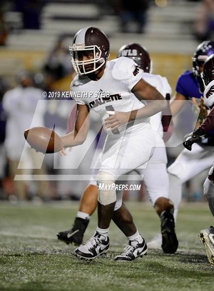 Thumbnail 3 in Chalmette @ Hahnville (LHSAA 5A 1st Round Playoff) photogallery.