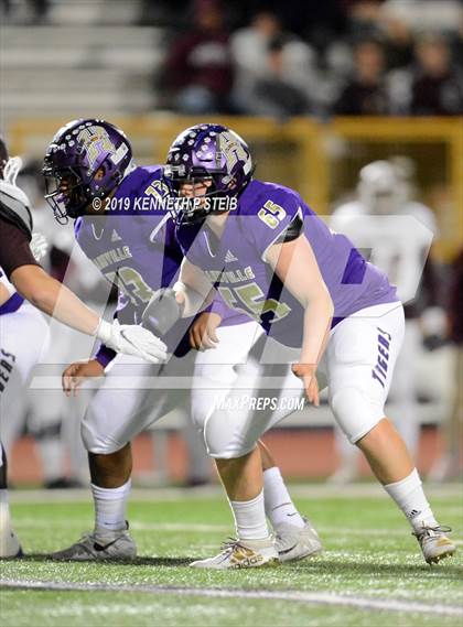 Thumbnail 2 in Chalmette @ Hahnville (LHSAA 5A 1st Round Playoff) photogallery.
