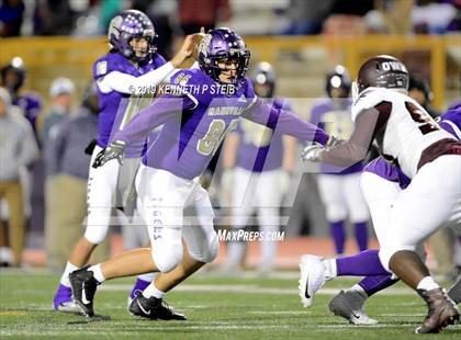 Thumbnail 3 in Chalmette @ Hahnville (LHSAA 5A 1st Round Playoff) photogallery.