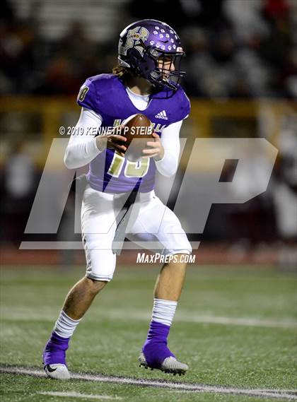 Thumbnail 1 in Chalmette @ Hahnville (LHSAA 5A 1st Round Playoff) photogallery.