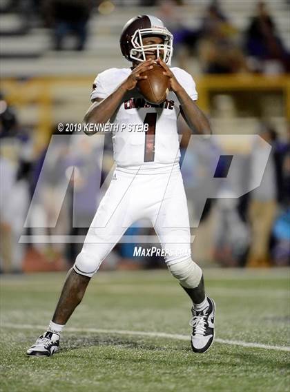 Thumbnail 1 in Chalmette @ Hahnville (LHSAA 5A 1st Round Playoff) photogallery.