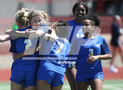 Thumbnail 2 in Highland Park vs Frisco (UIL 5A Semifinal) photogallery.