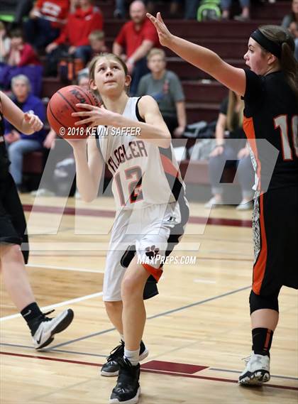 Thumbnail 3 in Flagler/Hi-Plains vs. Kiowa  (CHSAA 1A Regional Playoff) photogallery.