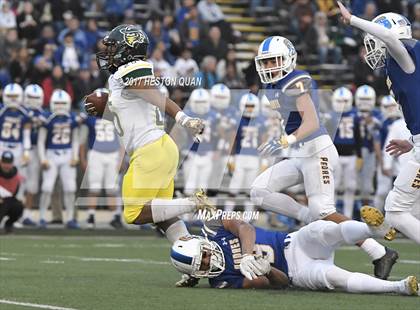 Thumbnail 3 in Cajon vs. Serra (CIF State D2-AA Final) photogallery.