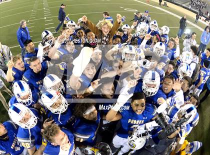 Thumbnail 2 in Cajon vs. Serra (CIF State D2-AA Final) photogallery.