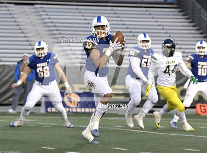 Thumbnail 3 in Cajon vs. Serra (CIF State D2-AA Final) photogallery.