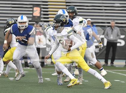 Thumbnail 3 in Cajon vs. Serra (CIF State D2-AA Final) photogallery.
