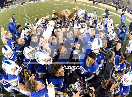 Thumbnail 1 in Cajon vs. Serra (CIF State D2-AA Final) photogallery.