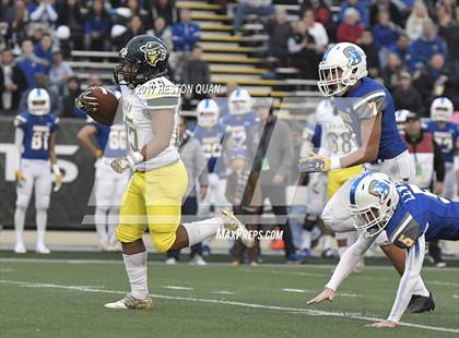 Thumbnail 1 in Cajon vs. Serra (CIF State D2-AA Final) photogallery.