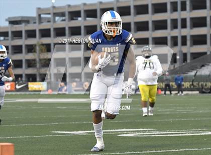 Thumbnail 1 in Cajon vs. Serra (CIF State D2-AA Final) photogallery.