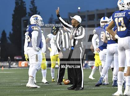 Thumbnail 3 in Cajon vs. Serra (CIF State D2-AA Final) photogallery.