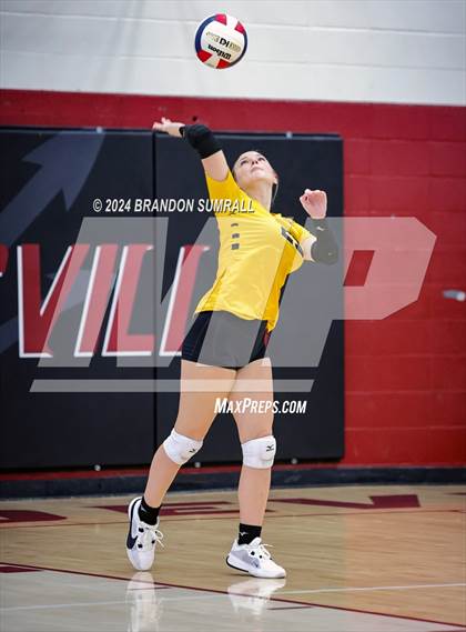 Thumbnail 3 in Isabella vs Maplesville (Chilton County Tournament) photogallery.