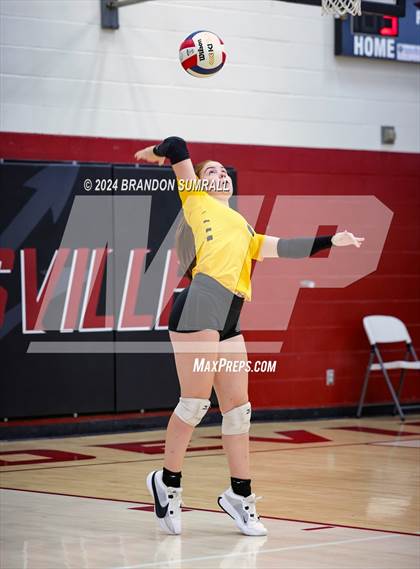 Thumbnail 3 in Isabella vs Maplesville (Chilton County Tournament) photogallery.