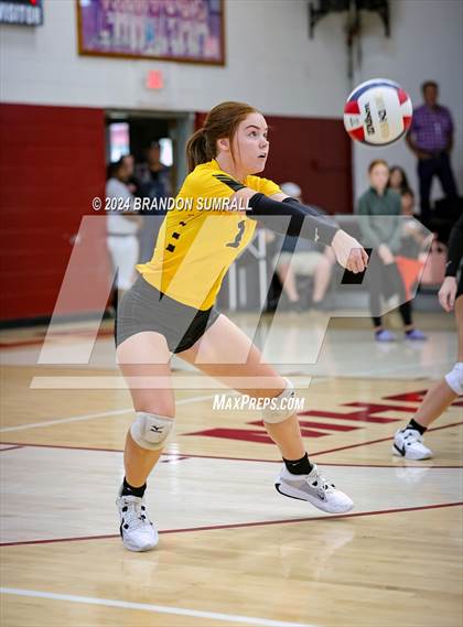 Thumbnail 3 in Isabella vs Maplesville (Chilton County Tournament) photogallery.