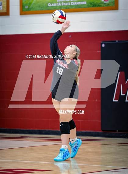 Thumbnail 1 in Isabella vs Maplesville (Chilton County Tournament) photogallery.