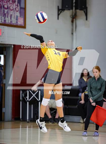 Thumbnail 3 in Isabella vs Maplesville (Chilton County Tournament) photogallery.