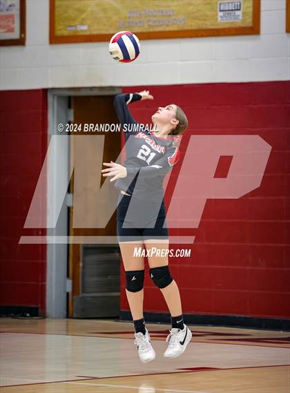 Thumbnail 1 in Isabella vs Maplesville (Chilton County Tournament) photogallery.