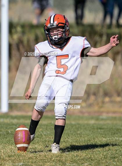 Thumbnail 1 in Wells @ Coleville photogallery.