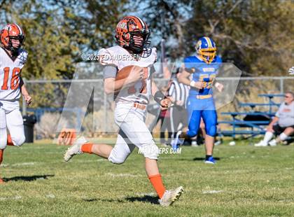 Thumbnail 1 in Wells @ Coleville photogallery.