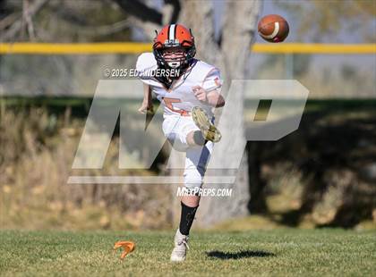 Thumbnail 2 in Wells @ Coleville photogallery.