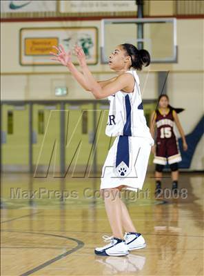 Thumbnail 3 in Eagle River vs. Dimond photogallery.