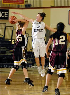 Thumbnail 3 in Eagle River vs. Dimond photogallery.