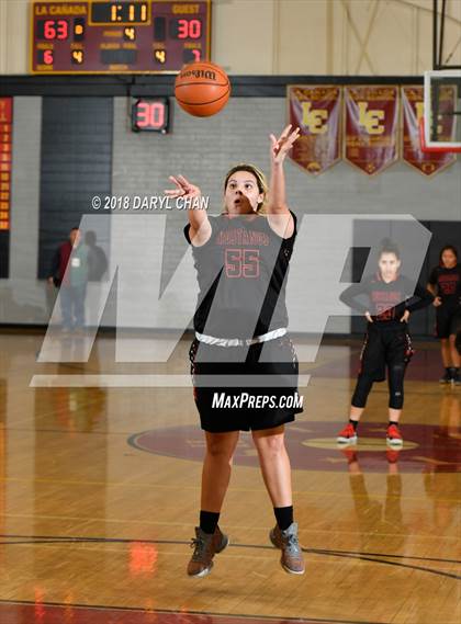 Thumbnail 2 in Arleta vs. Flintridge Prep (La Canada Tournament) photogallery.