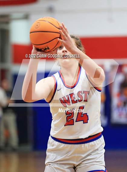 Thumbnail 3 in Richlands @ West Carteret (NCHSAA Round 1) photogallery.