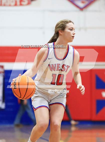 Thumbnail 2 in Richlands @ West Carteret (NCHSAA Round 1) photogallery.