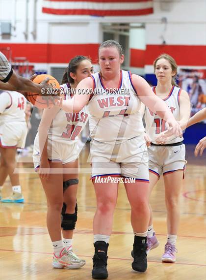 Thumbnail 1 in Richlands @ West Carteret (NCHSAA Round 1) photogallery.