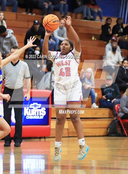 Thumbnail 2 in Richlands @ West Carteret (NCHSAA Round 1) photogallery.