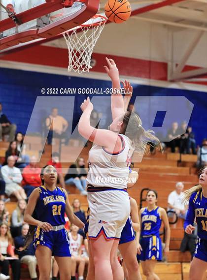 Thumbnail 3 in Richlands @ West Carteret (NCHSAA Round 1) photogallery.